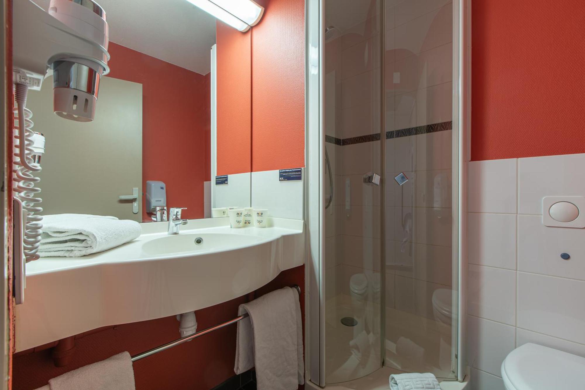 Ace Hotel Chateauroux Deols Bagian luar foto